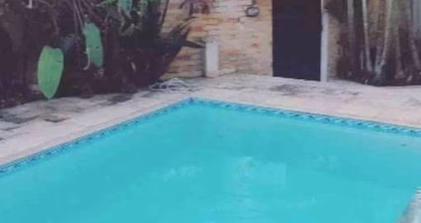Casa com 4 dormitórios à venda, 360 m² por R$ 700.000,00 - Santa Rosa - Niterói/RJ