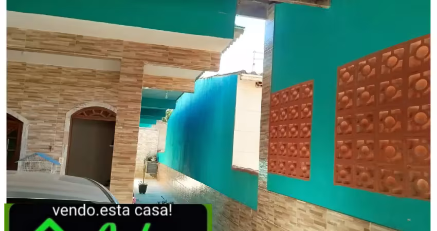 Região dos lagos  100.mil de entrada! vendo! está linda, casa! no valor de, 180.mil , parcelas, aconbinar!, com  o proprietário,  direito em nosso escritório!! ou avista! no valor de!   170.mil,  casa