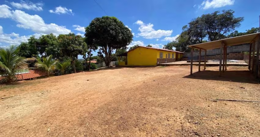 Sítio| Chácara com 3 casas no bairro Vila Maria Regina em Juatuba|