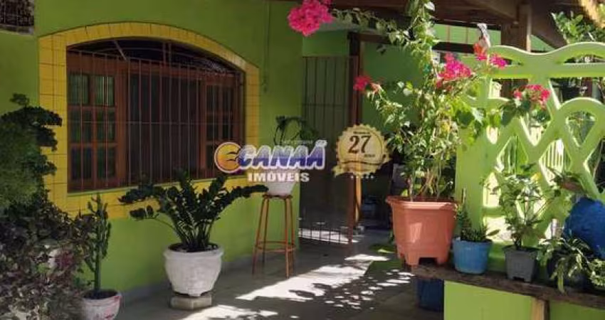 Casa com 6 dorms, Balneário Itaguai, Mongaguá - R$ 550 mil, Cod: 4383