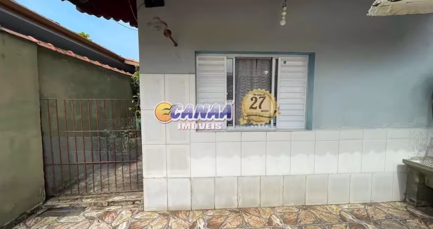 Casa com 2 quartos, Balneário Itaguai, Mongaguá - R$ 250 mil, Cod: 11774