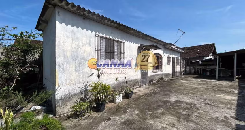 Casa com 1 quarto, Jardim Leonor, Mongaguá - R$ 160 mil, Cod: 12172