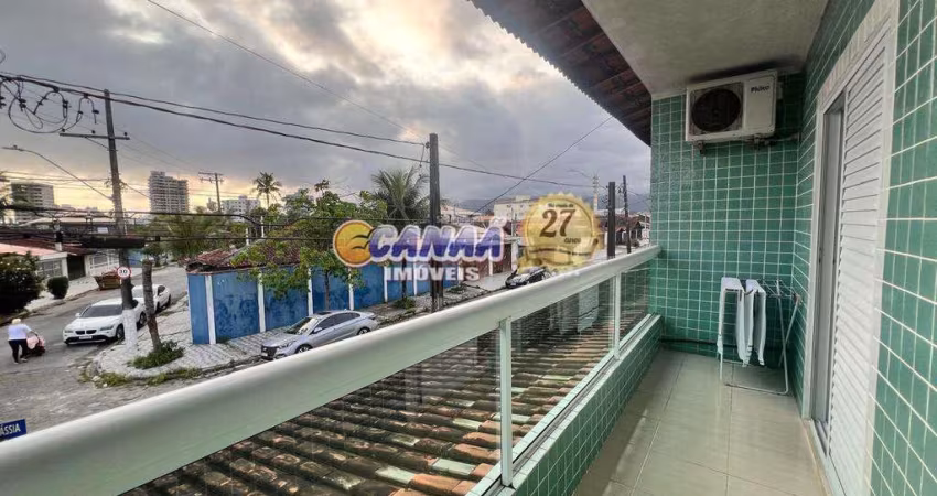 Sobrado com 3 quartos, Caiçara, Praia Grande - R$ 630 mil, Cod: 12469