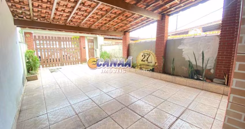 Casa Balneário Itaguai, Mongaguá - R$ 200 mil, Cod: 12470