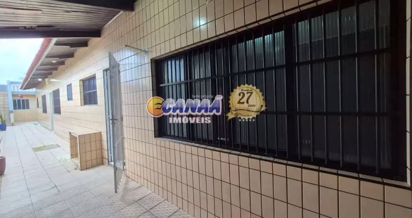 Seu lar na praia de Mongaguá com edícula e terraço!!!