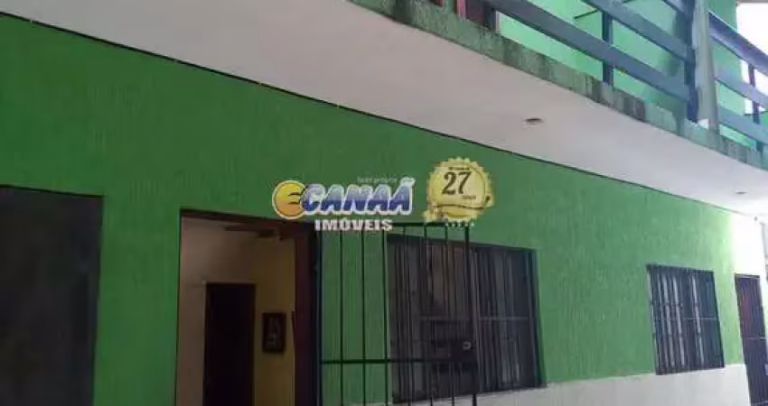 Sobrado de condomínio com 2 quartos em mongaguá - r$ 290 mil