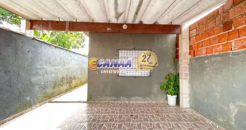 Oportunidade no litoral! casa com espaço gourmet em mongaguá-sp