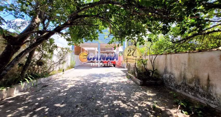 Lindo sobrado em mongaguá com espaço gourmet – a 200m do mar!