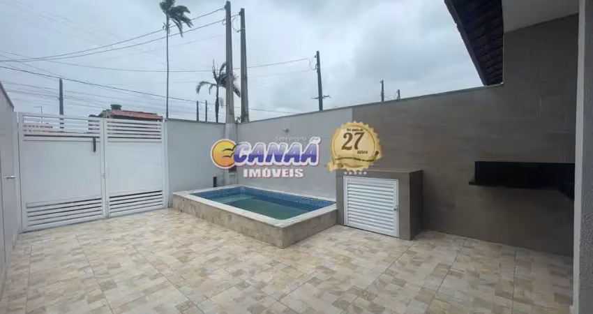 Casa nova com piscina e acabamento moderno em itanhaém-sp!