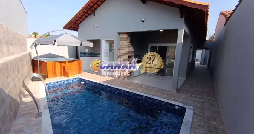 Casa à venda em mongaguá-sp com piscina e spa rubi prime!