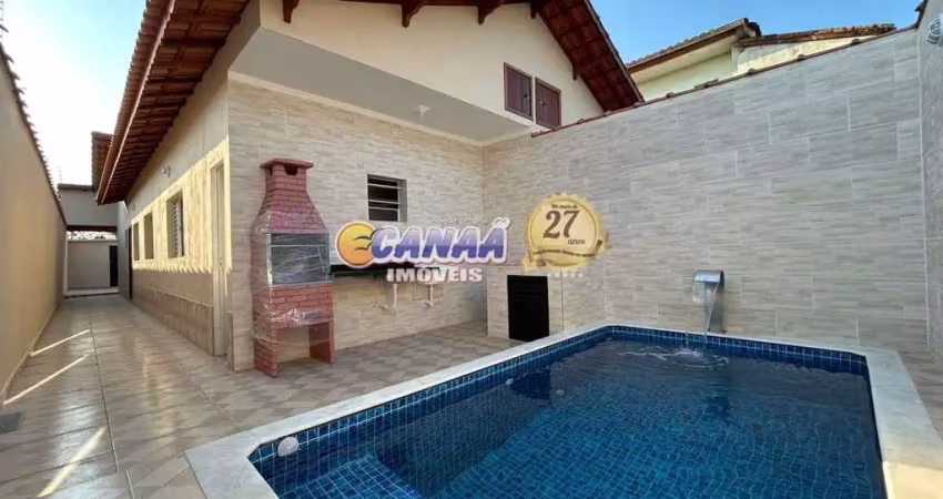 Casa à venda em mongaguá/sp – lado praia! nova e com piscina!