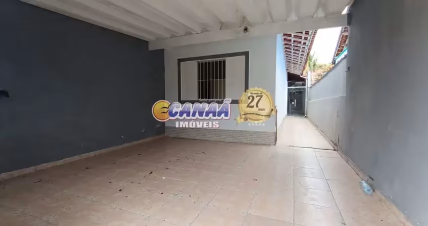 Belíssima casa com 02 dormitórios a venda na praia de mongaguá/sp