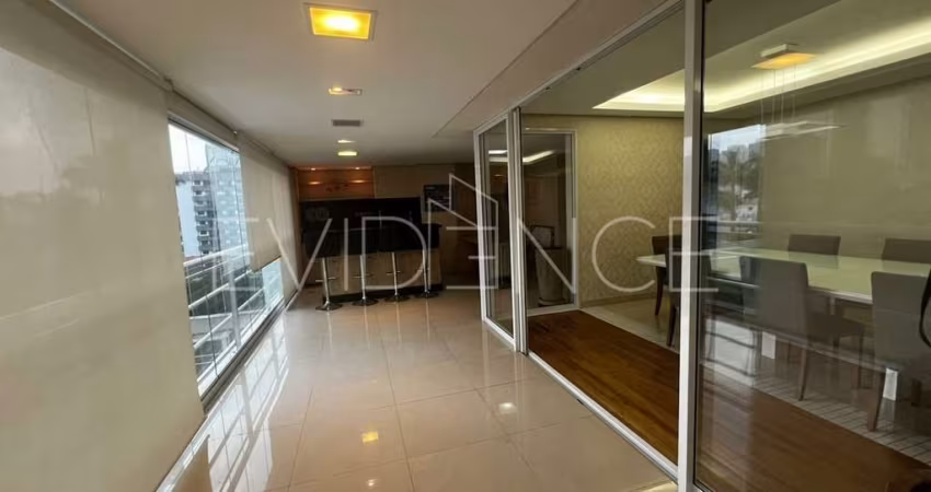 Apartamento mobiliado à venda no Tatuapé com Varanda Gourmet e 178 m² de área útil