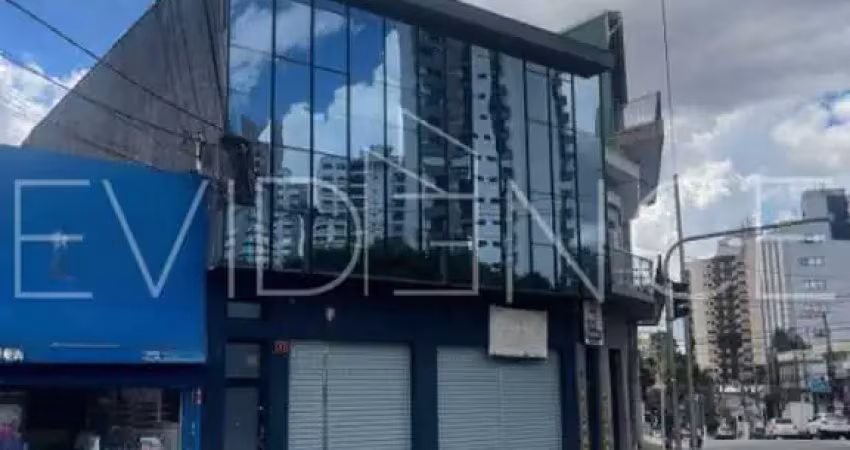 Salão comercial na rua apucarana esquina com rua emília marengo, 333 metros.
