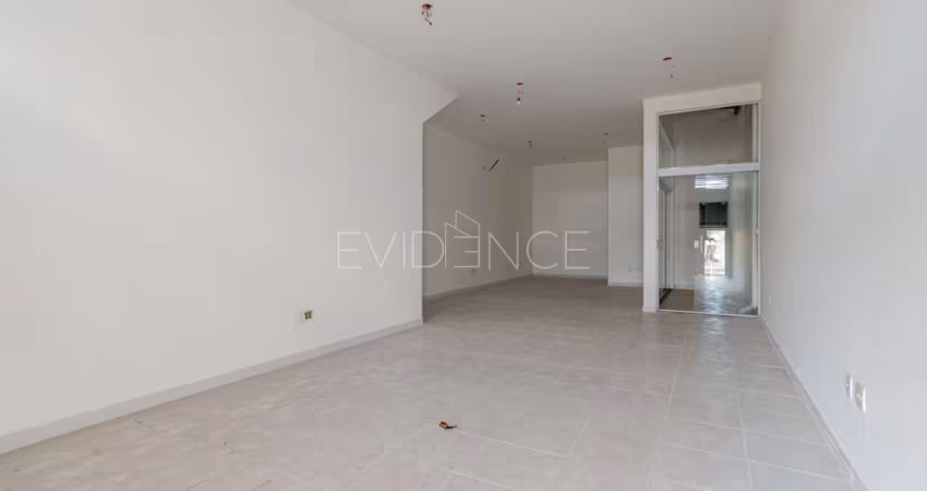 Prédio Comercial com 3 banheiros para Alugar no Tatuapé
