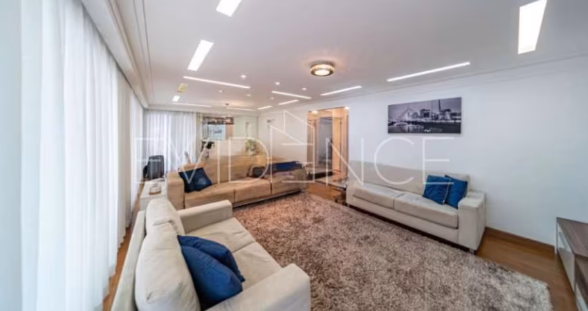 APARTAMENTO À VENDA COM 4 SUÍTES E VARANDA GOURMET - TATUAPÉ
