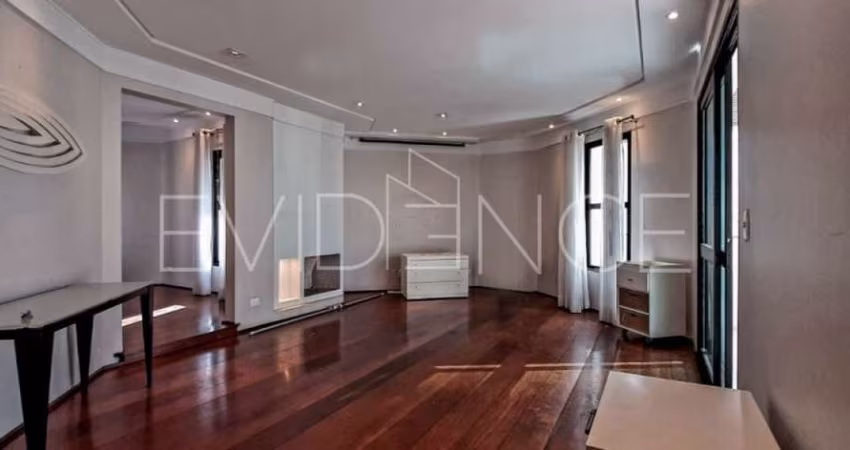 Apartamento 203 m² no Jardim Anália Franco!