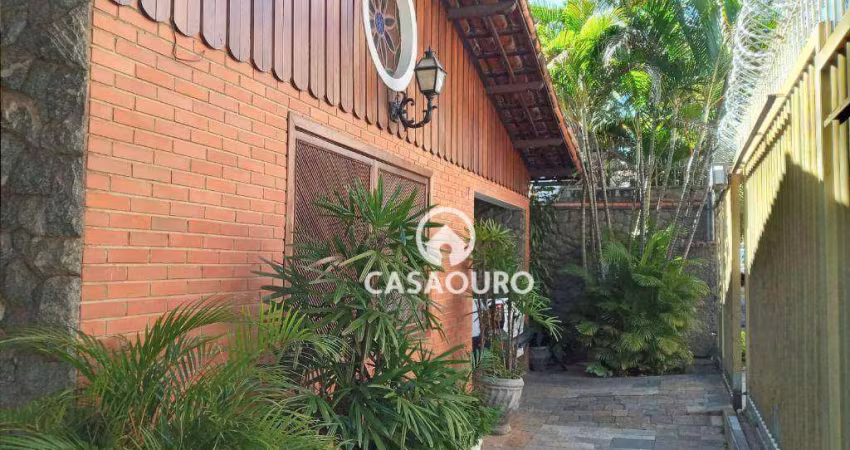 Casa com 4 quartos à venda, 197 m² por R$ 1.250.000 - Santa Efigênia - Belo Horizonte/MG