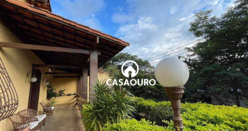 Casa com 4 quartos à venda, 417 m² por R$ 2.400.000 - Mangabeiras - Belo Horizonte/MG