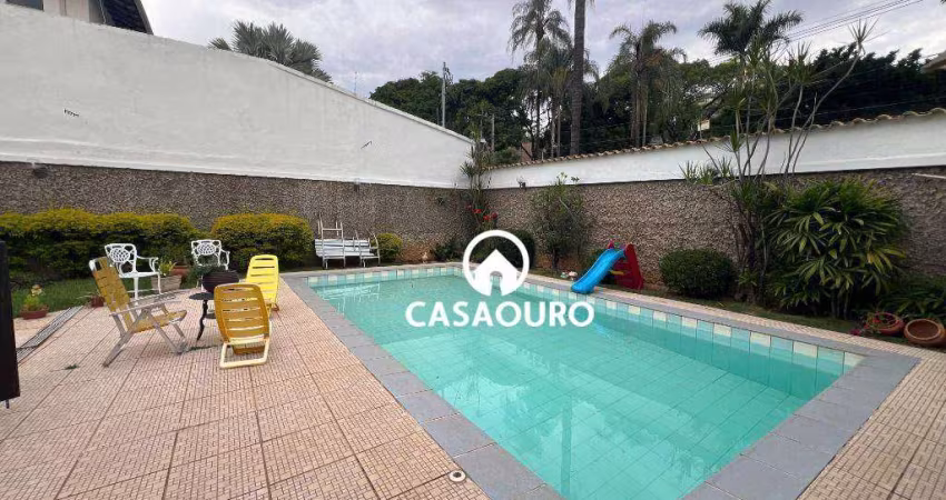 Casa com 6 quartos à venda, 420 m² por R$ 2.500.000 - São Luiz - Belo Horizonte/MG
