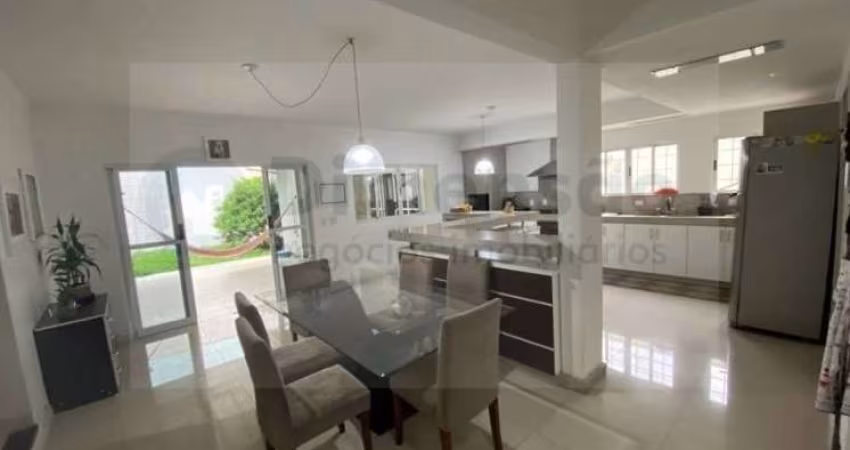 Casa no Bairro Coloninha - Florianópolis
