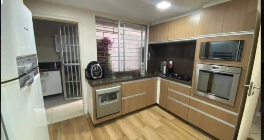 Apartamento amplo à venda no bairro Centro de Florianópolis