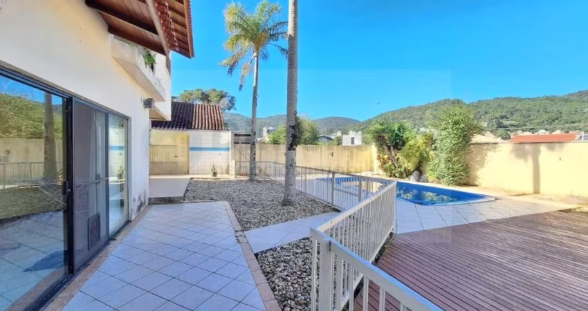 Casa à venda no Córrego Grande, Florianópolis