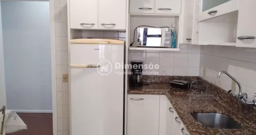 Ótimo apartamento de 2 dormitórios com vista Mar. 1 vaga de garagem livre.