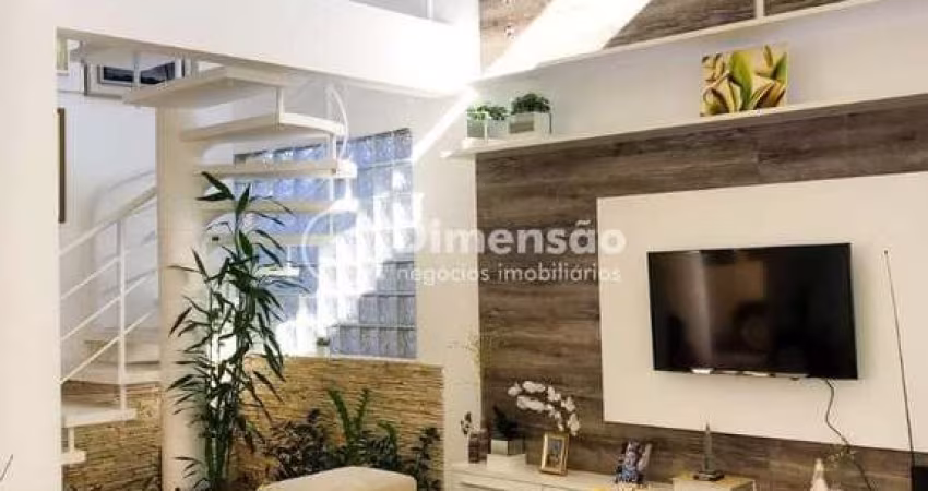 CASA A VENDA NO MONTE VERDE 2 QUARTOS E EDICOLA COM MEZANINO