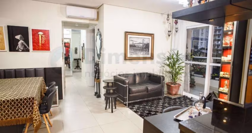 Apartamento de 2 dormitórios com suíte no bairro Trindade em Florianópolis/SC