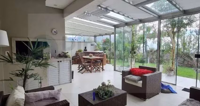 Apartamento garden com 120m2 ofurô privativo e vista mar da área comum