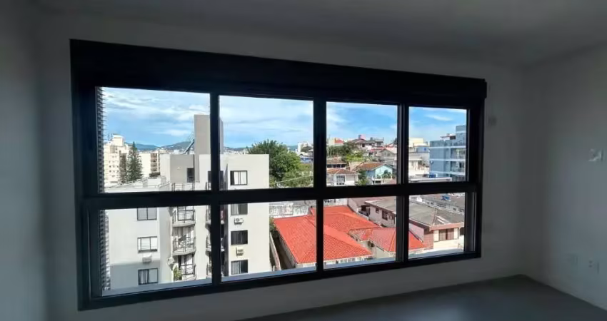 Apartamento de 1 dormitório com vaga de garagem no Estreito