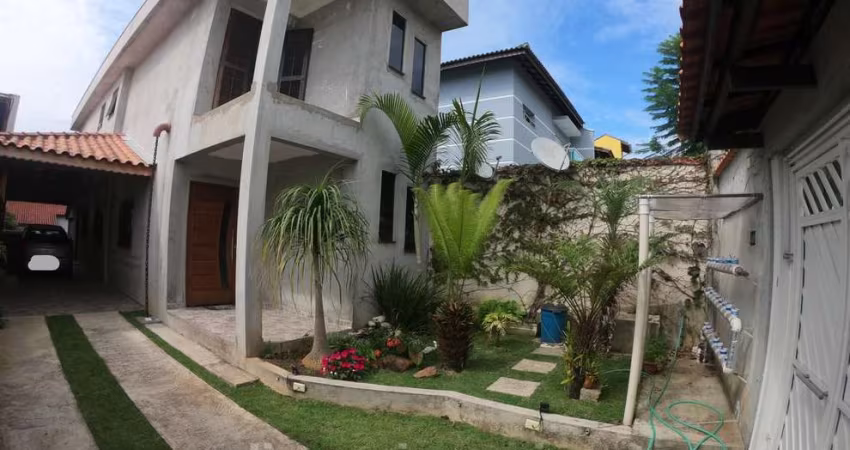 Casa com 2 dormitorios no Residencial Algarve
