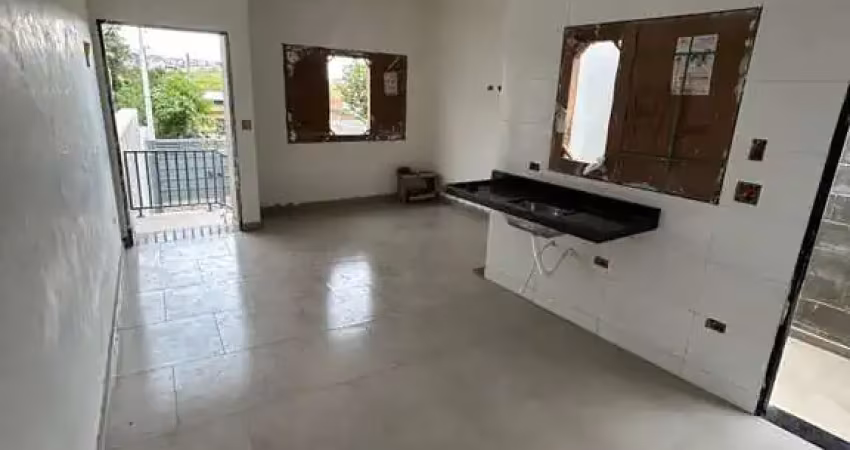 Casa nova com 2 dormitorios em Mogi das Cruzes