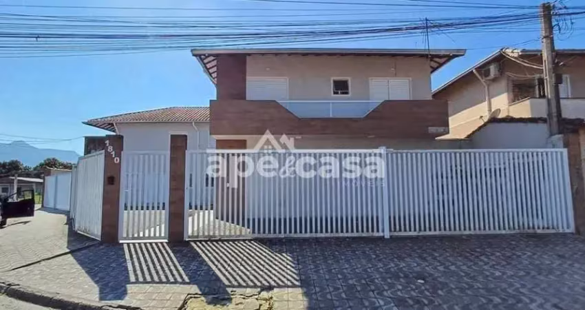Casa em condomínio fechado com 2 quartos para alugar no Ribeirópolis, Praia Grande 