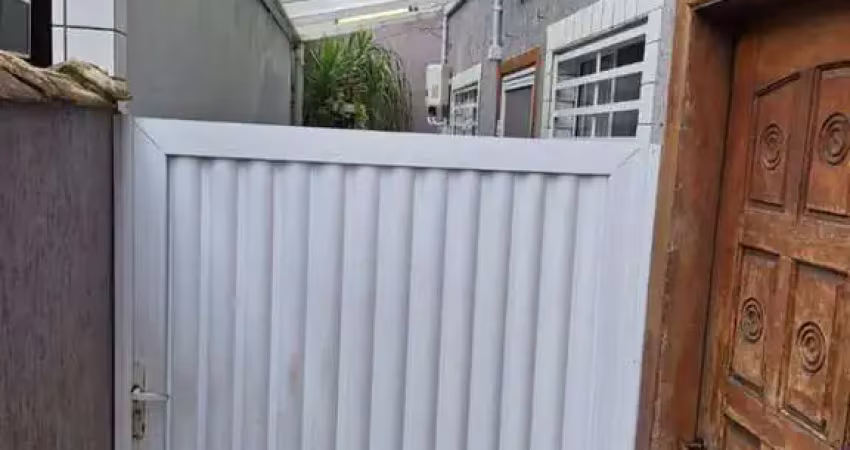 Casa com 2 quartos à venda no Jardim Melvi, Praia Grande 