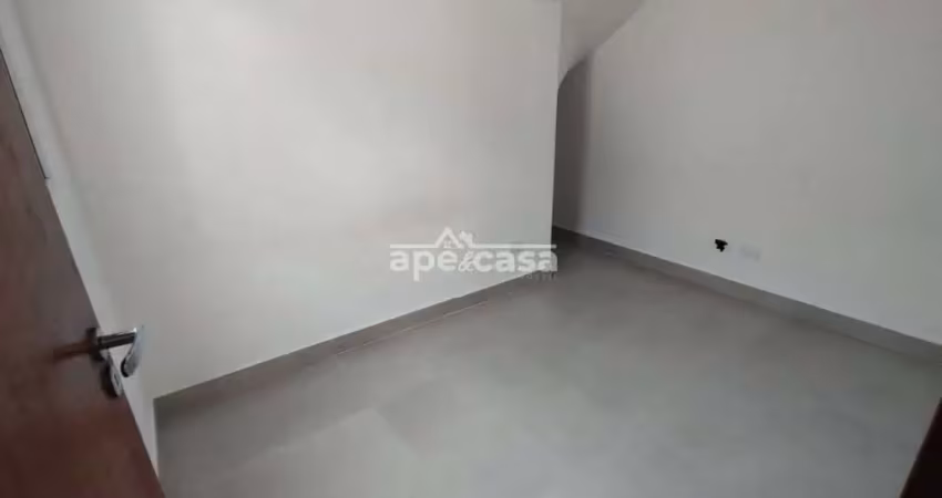 Casa com 2 quartos para alugar no Jardim Melvi, Praia Grande 