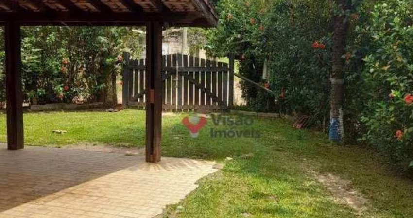 Chácara no Lago Azul, Goiabal em Pindamonhangaba com 2 dormitórios à venda, 2460 m² por R$ 430.000