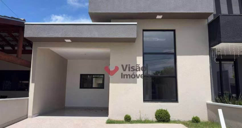 Casa com 3 dormitórios à venda, 108 m² por R$ 650.000,00 - Condomínio Residencial Laguna - Pindamonhangaba/SP