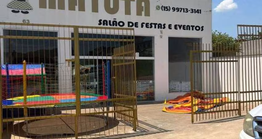 Salão comercial à venda no Jardim Itaguaçu - Salto/SP