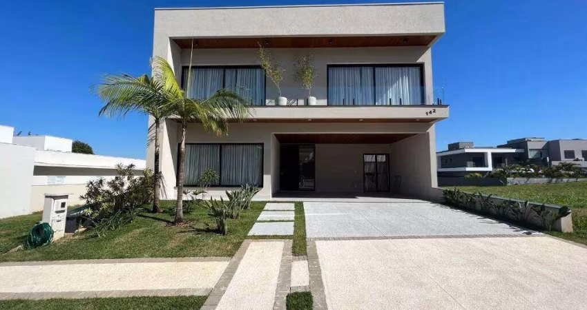 Linda Casa a venda no Condomínio Residencial Duas Marias em Indaiatuba/SP Casa com projeto de arquitetura moderno, muita luz natural, espaços amplos