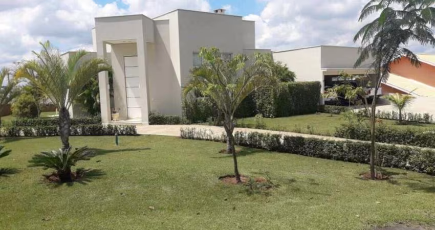 Casa à venda no Condomínio Haras Paineiras - Salto/SP