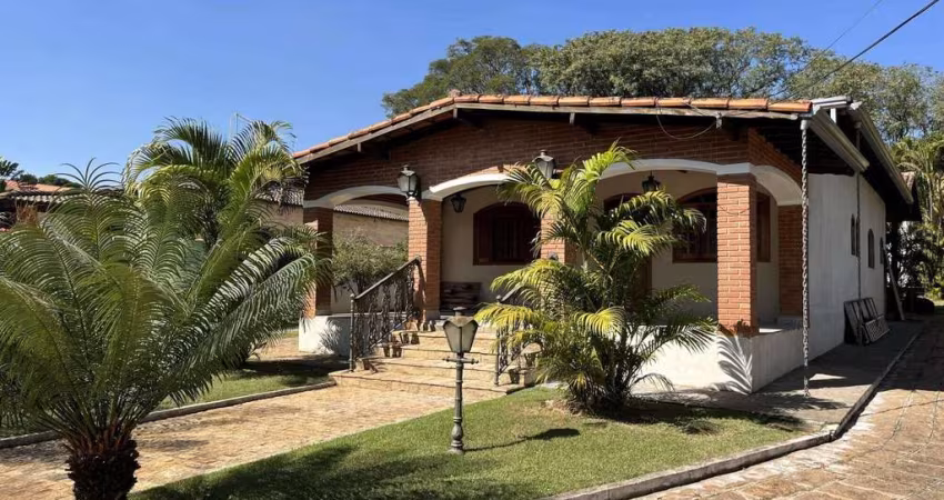 Casa à venda no Condomínio Zuleika Jabour - Salto/SP