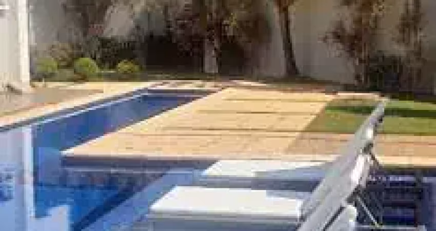 Casa com 3 dormitórios à venda, 380 m² por R$ 3.000.000,00 - Condomínio Estância Hipica - Nova Odessa/SP