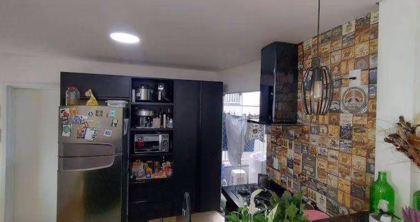 Apartamento com 2 dormitórios à venda, 70 m² por R$ 295.000,00 - Loteamento Industrial Machadinho - Americana/SP