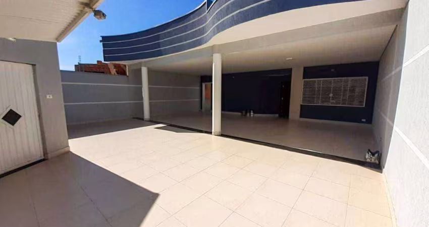 Sobrado com 3 dormitórios à venda, 280 m² por R$ 1.100.000,00 - Jardim Dona Judith - Americana/SP
