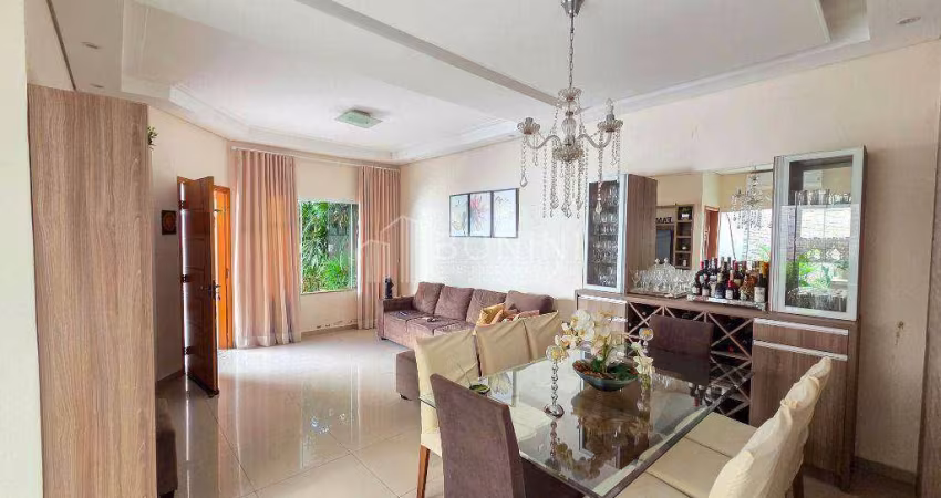 Casa com 2 dormitórios, 118 m² - venda por R$ 500.000 ou aluguel por R$ 2.700/mês - Jardim Boer II - Americana/SP