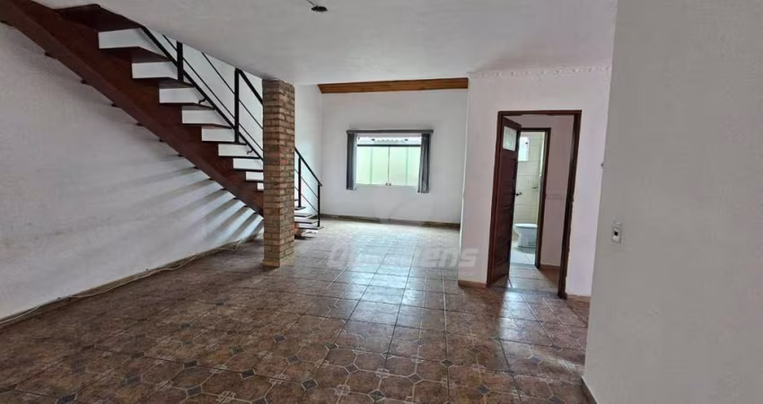 Sobrado com 3 dormitórios à venda, 272 m² por R$ 899.000,00 - Vila Bocaina - Mauá/SP