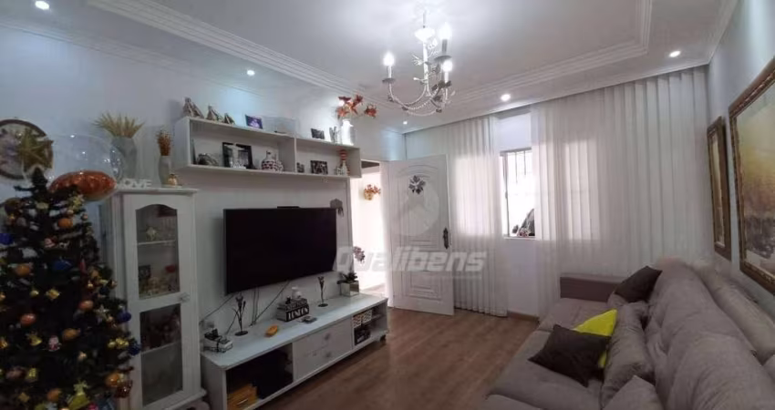 Sobrado com 3 dormitórios à venda, 168 m² por R$ 700.000,00 - Parque São Vicente - Mauá/SP