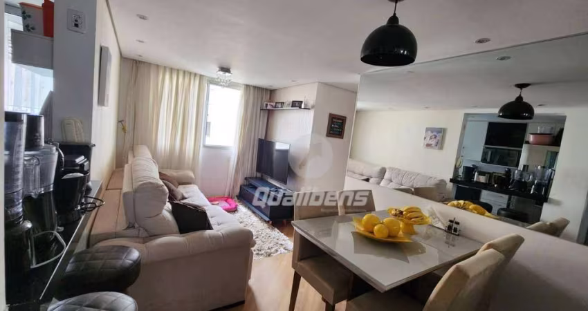 Apartamento com 3 dormitórios à venda, 64 m² por R$ 340.000,00 - Parque São Vicente - Mauá/SP